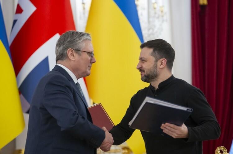 Стармер обещал Украине новую систему ПВО Grateful, созданную совместно с Данией.